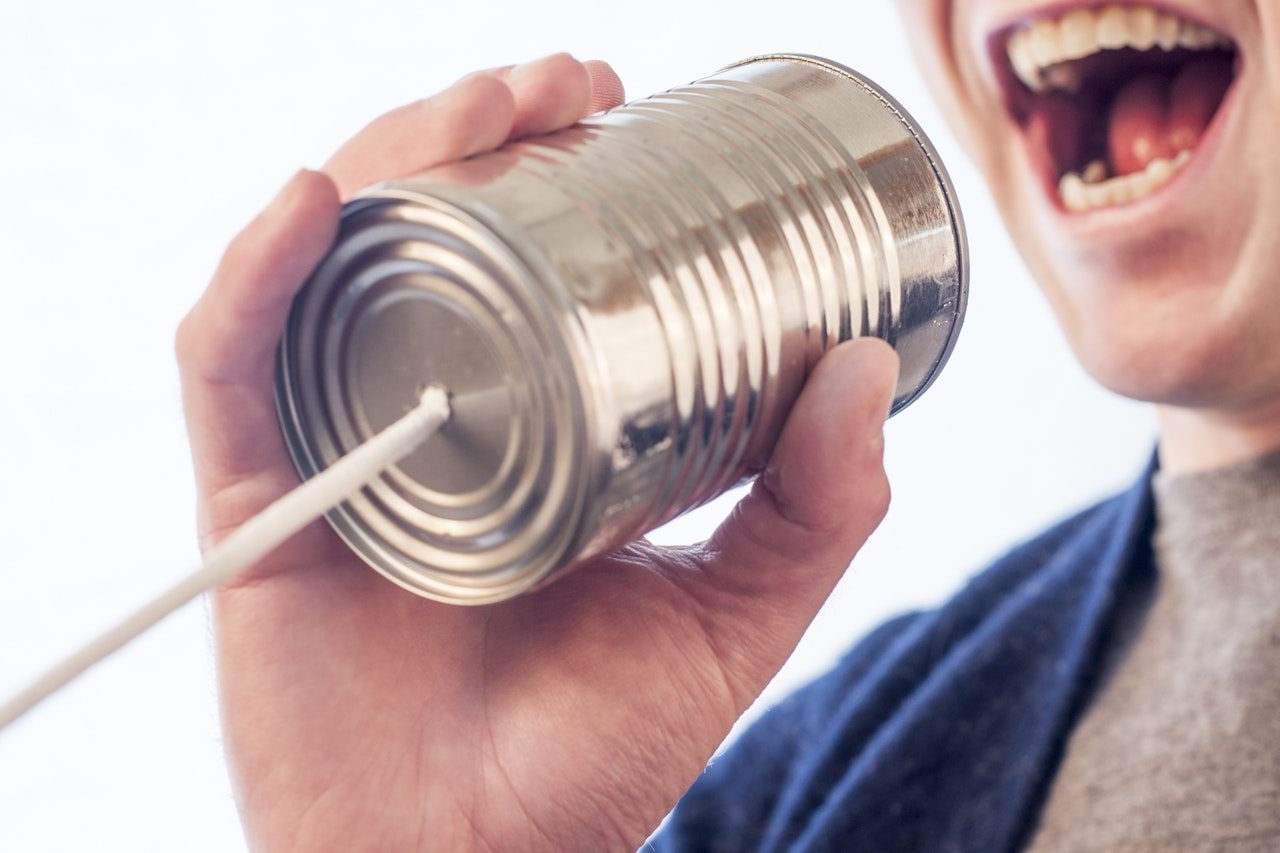 Canned Responses for Chat: Efficient Phrases for Smooth Conversations